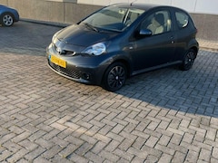 Toyota Aygo - 1.0-12V +