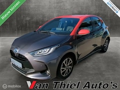 Toyota Yaris - 1.5 Hybrid Tokyo Spirit two tone 2jaar garantie