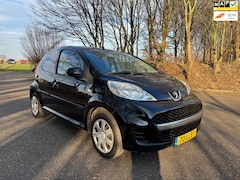 Peugeot 107 - 1.0-12V Urban Move | 5drs. | Airco | APK 02-2026