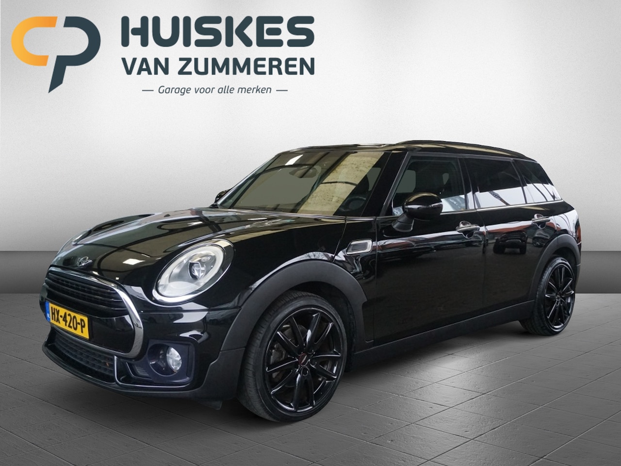 MINI Clubman - Mini 1.5 Cooper Chili Serious Business JWC | Schuifdak | Navigatie - AutoWereld.nl