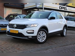 Volkswagen T-Roc - 1.5 TSI 150PK DSG Style Business Automaat + 16"/ Navi/ Airco/ Cruise/ Winterpakket/ Trekha