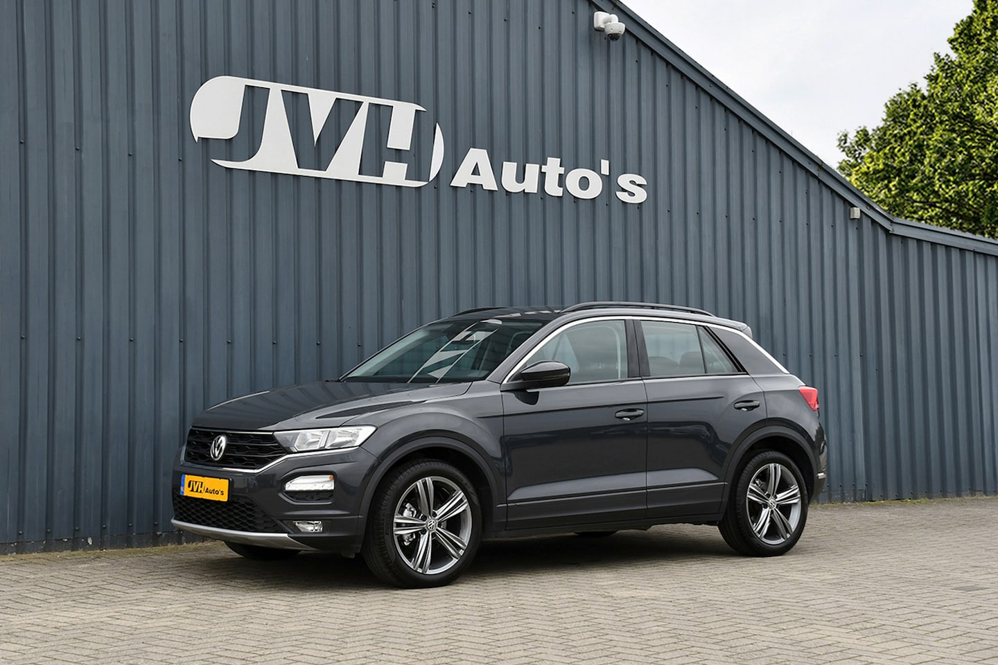 Volkswagen T-Roc - 1.5 TSi 150pk AUT/DSG Style BNS 07-2020 | AppleCarPlay | Adapt.cc | Cam | TH - AutoWereld.nl