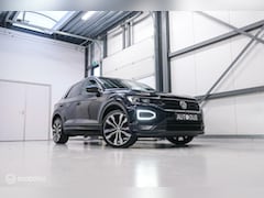 Volkswagen T-Roc - 1.5 TSI Sport Business R | VC | Panorama | Trekhaak | DAB | LED | 1e eigenaar | BTW auto |