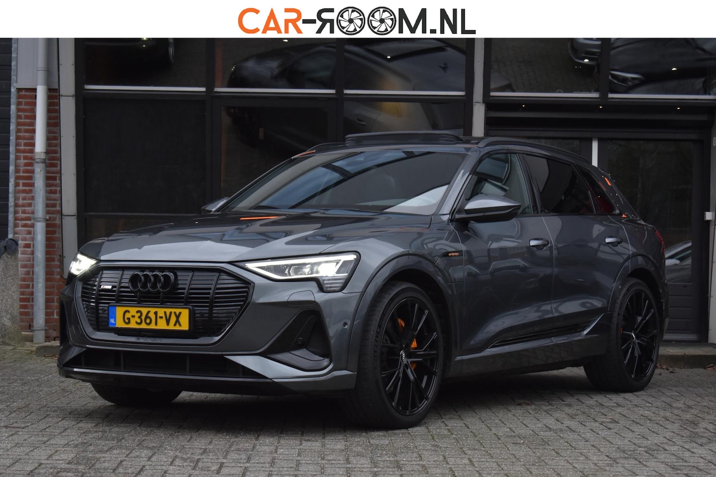 Audi e-tron - e-tron 50 quattro Launch edition Black 71 kWh Pano Lane ACC Luchtvering - AutoWereld.nl