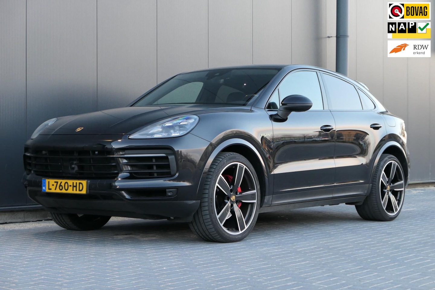 Porsche Cayenne Coupé - 3.0 E-Hybrid BTW Matrix ACC Sport Chrono Pano - AutoWereld.nl