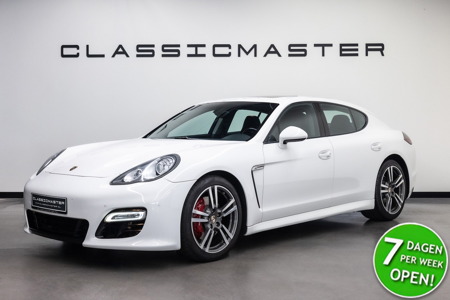 Porsche Panamera - 3.6 Btw auto, Fiscale waarde € 8.000,- (€ 30.537,19 Ex B.T.W) DEALER AUTO Dealer auto - AutoWereld.nl