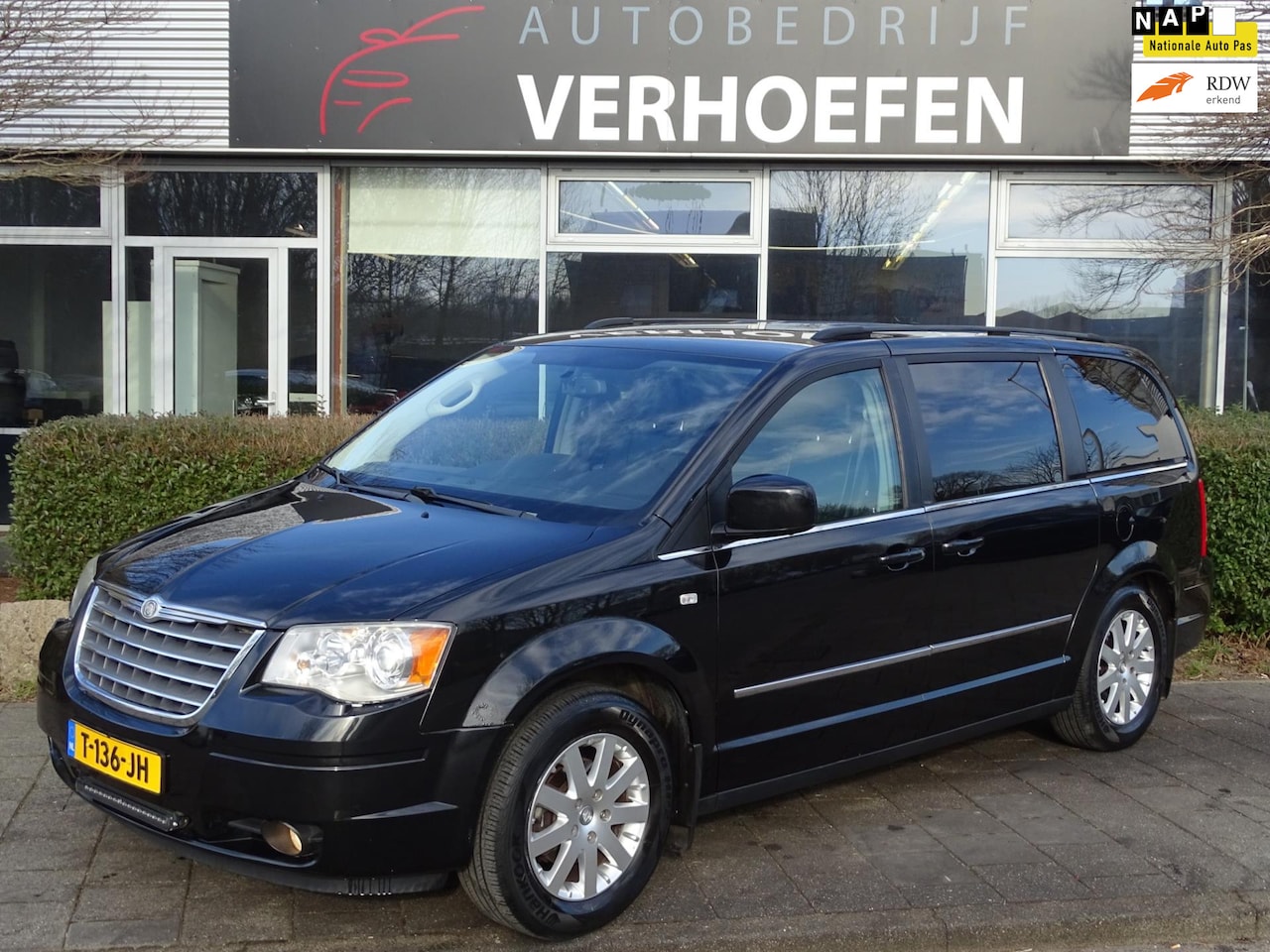 Chrysler Grand Voyager - 3.8 V6 Signature Series 7P - AUTOMAAT - STOEL VERW - CRUISE / CLIMATE CONTR - FULL OPTION - AutoWereld.nl