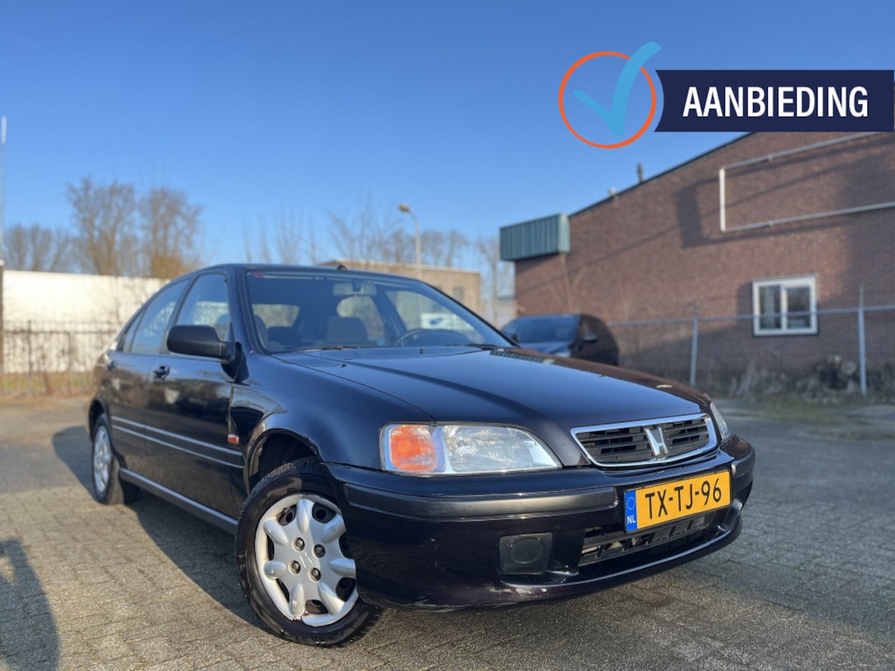 Honda Civic - 1.5i LS VTEC Oerdegelijk lage Kmstand. - AutoWereld.nl