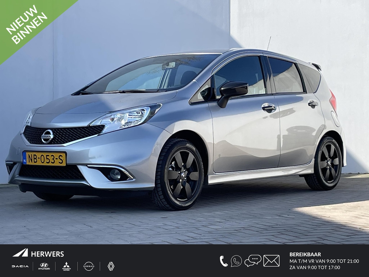 Nissan Note - 1.2 Black Edition / Airco/ Cruise control / Navigatie / Lm. velgen / Trekhaak - AutoWereld.nl