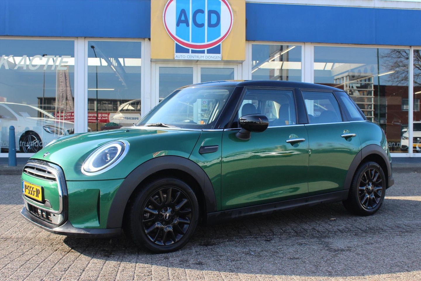 MINI Mini - 5-Deurs (f55) 1.5 136pk Aut - AutoWereld.nl