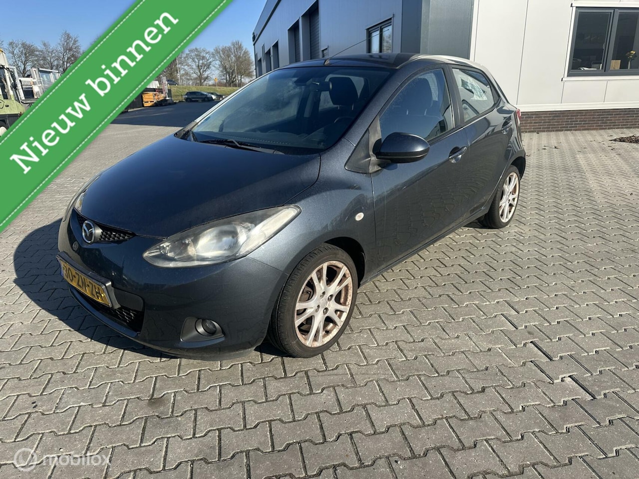 Mazda 2 - 1.3hp S-VT Executive 1.3hp S-VT Executive - AutoWereld.nl