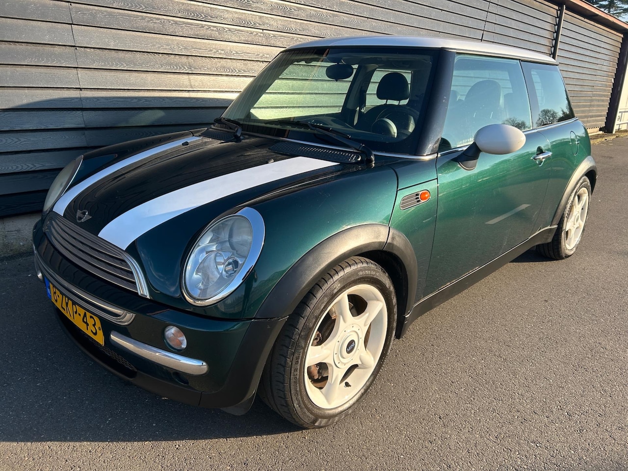 MINI Cooper - Mini 1.6 Leder, Panoramadak! APK t/m 05-02-2026! - AutoWereld.nl