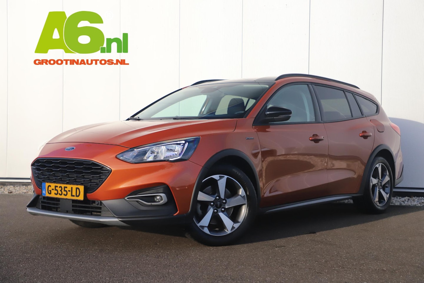 Ford Focus Wagon - 1.0 EcoBoost Active Business Trekhaak Navigatie Clima Cruise Lane Assist Stuur & Stoelverw - AutoWereld.nl