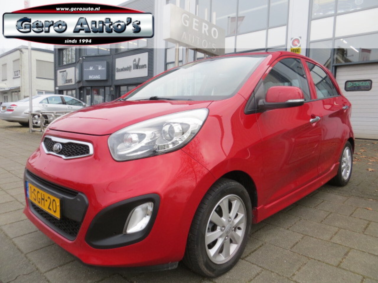 Kia Picanto - 1.0 CVVT ISG Super Pack 5 drs airco ecc ,cruise control,bleutooth etc - AutoWereld.nl