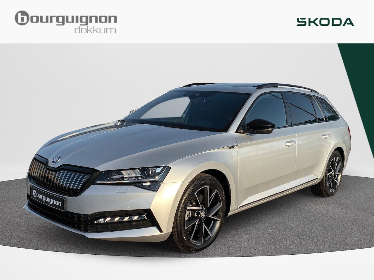 Skoda Superb Combi - 1.4 TSI iV 160kW DSG6 Sportline | Trekhaak | ACC | 360 camera | - AutoWereld.nl