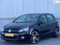 Volkswagen Golf - 1.4 TSI Highline APK I NAVI I CRUISE I LMV I STOELVERWARMING I AIRCO I NETTE AUTO