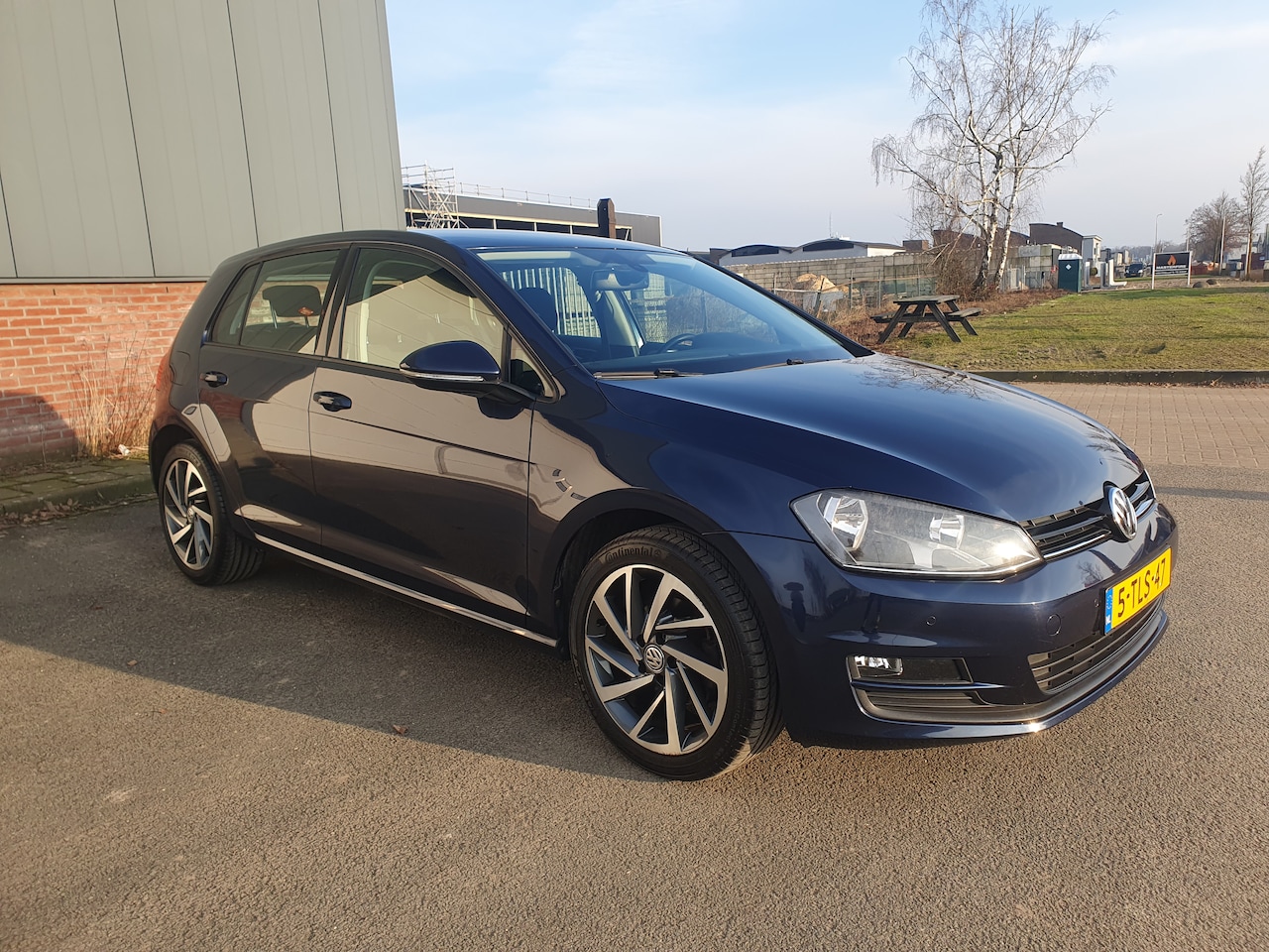 Volkswagen Golf - 1.2 TSI Comfortline Navi, Trekhaak, Cruise Control, Start-stopsysteem - AutoWereld.nl