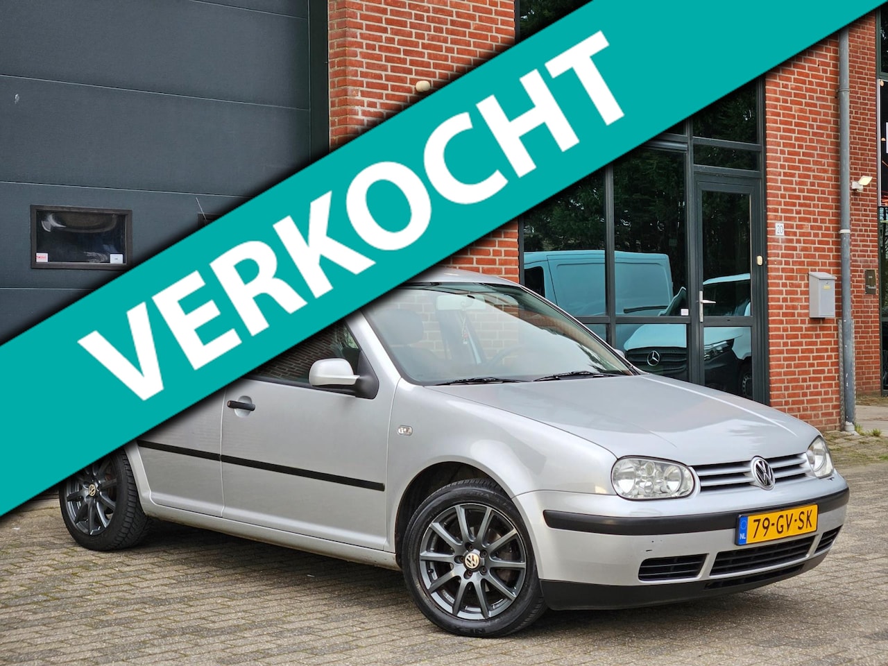 Volkswagen Golf - 1.6-16V Comfortline Airco|Cruise|Lmv|Nap|Boekjes - AutoWereld.nl