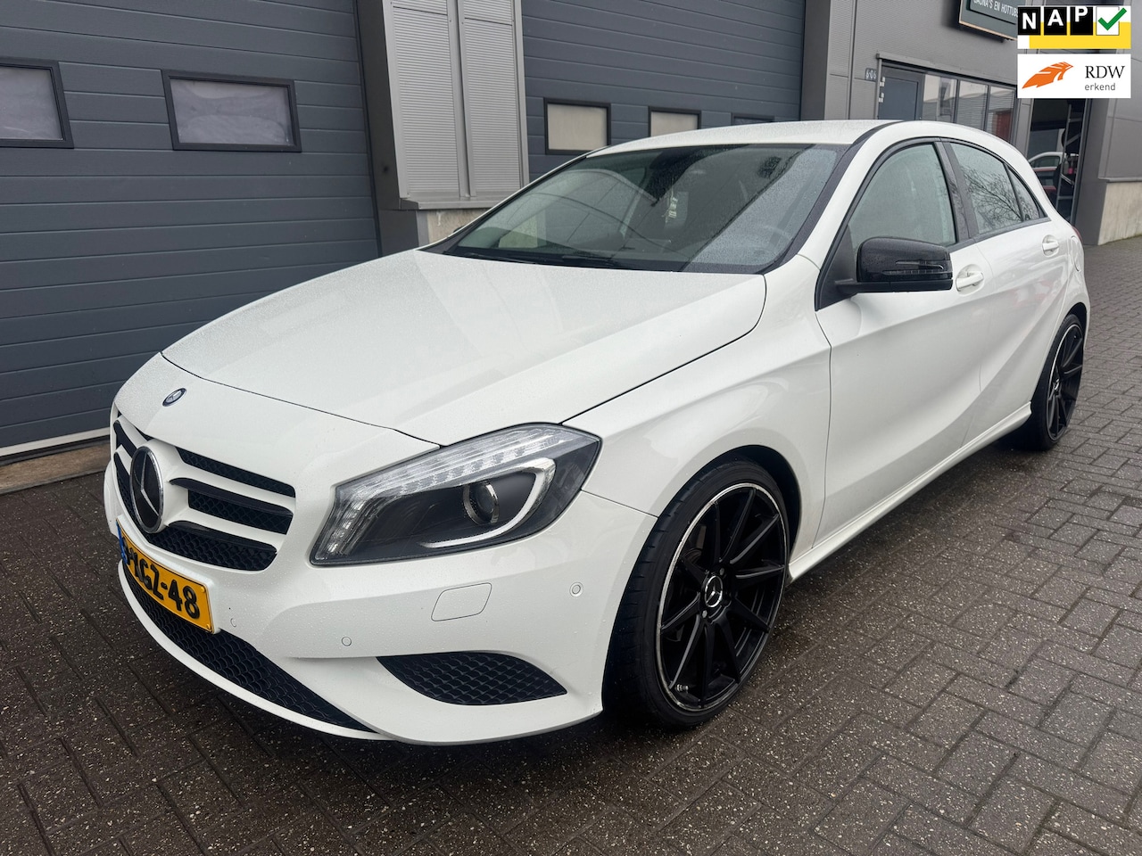 Mercedes-Benz A-klasse - 180 Ambition 4U3 airco,cruise,pdc,aflevering - AutoWereld.nl