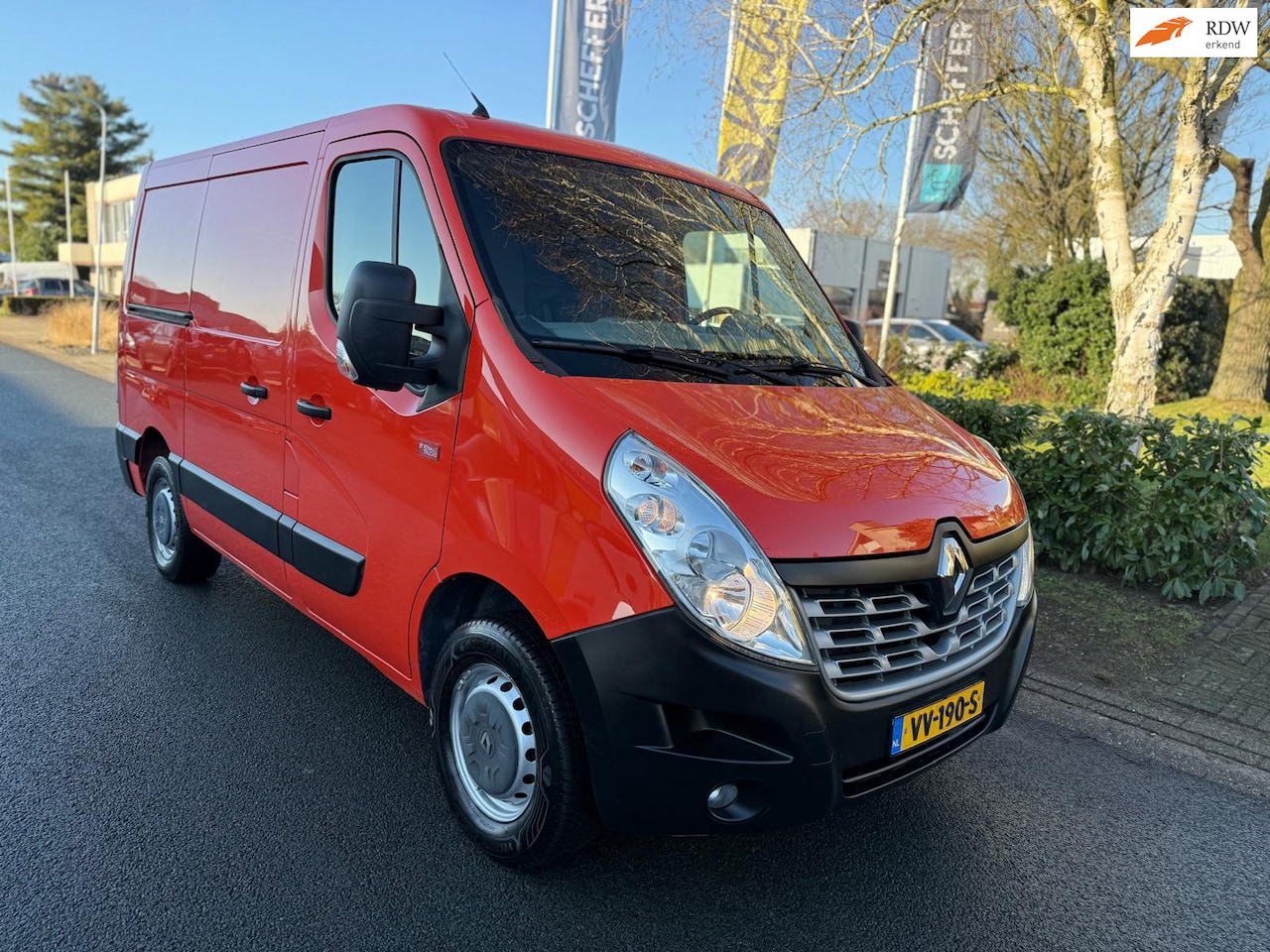 Renault Master - T28 2.3 dCi L1H1 Energy NAVI*Cruise control*Trekhaak!! - AutoWereld.nl