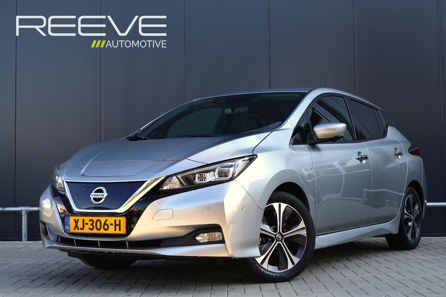 Nissan LEAF - Tekna 40 kWh | Nieuwstaat! | Leer | 360° Camera | Bose | Stoel- stuurverwarming | ProPILOT - AutoWereld.nl