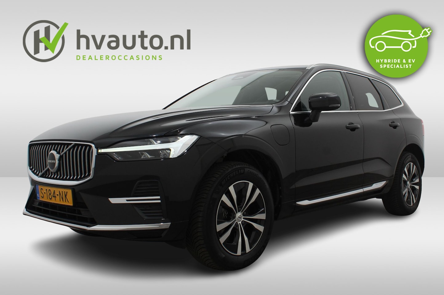 Volvo XC60 - 2.0 T6 RECHARGE 350PK AWD CORE BRIGHT AUT8 | Panoramadak | Climate Pack | Trekhaak - AutoWereld.nl