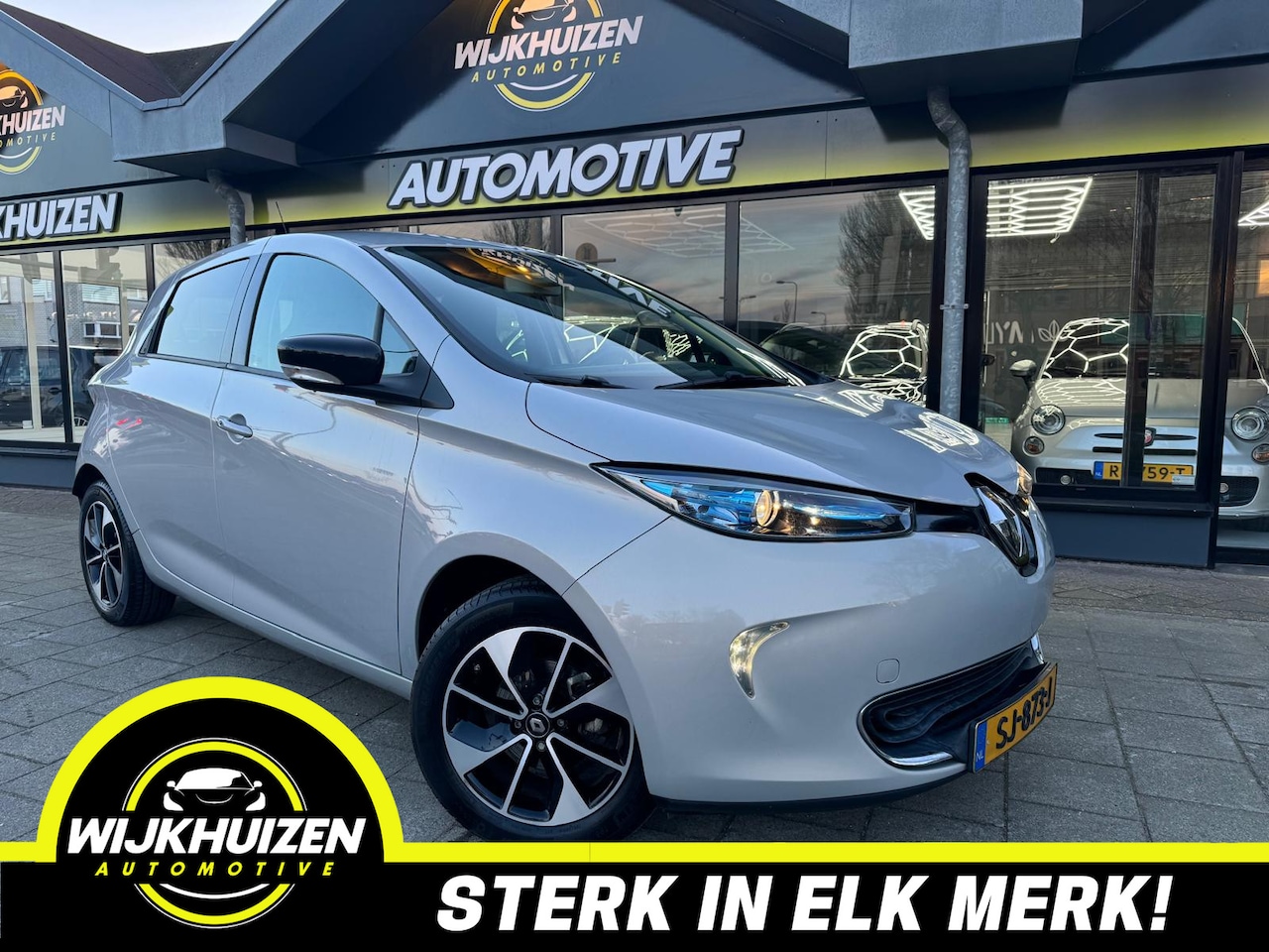 Renault Zoe - R90 Intens 41 kWh (ex Accu) met Navigatie !!! Leder !!! Nieuwstaat !!! - AutoWereld.nl