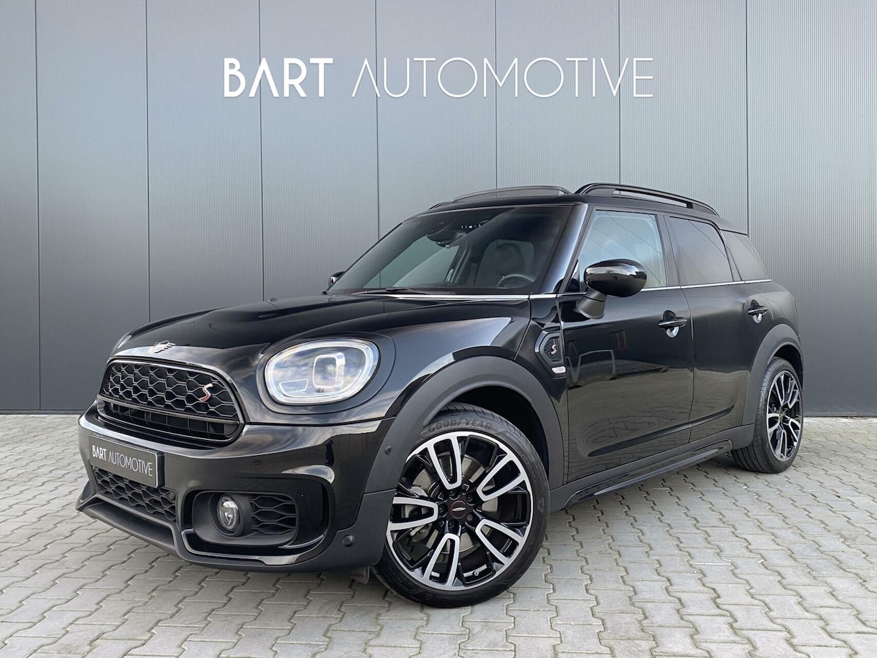 MINI Countryman - 2.0 Cooper S Hammersmith|JCW Trim|Pano|Camera|Harman Kardon - AutoWereld.nl