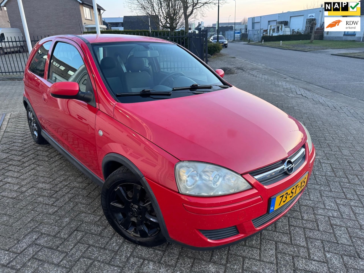 Opel Corsa - 1.8-16V Silverline Airco, Trekhaak, Apk 11-25 - AutoWereld.nl