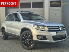 Volkswagen Tiguan - 2.0 TSI Sport&Style Pano/Leer/Cruise/211PK