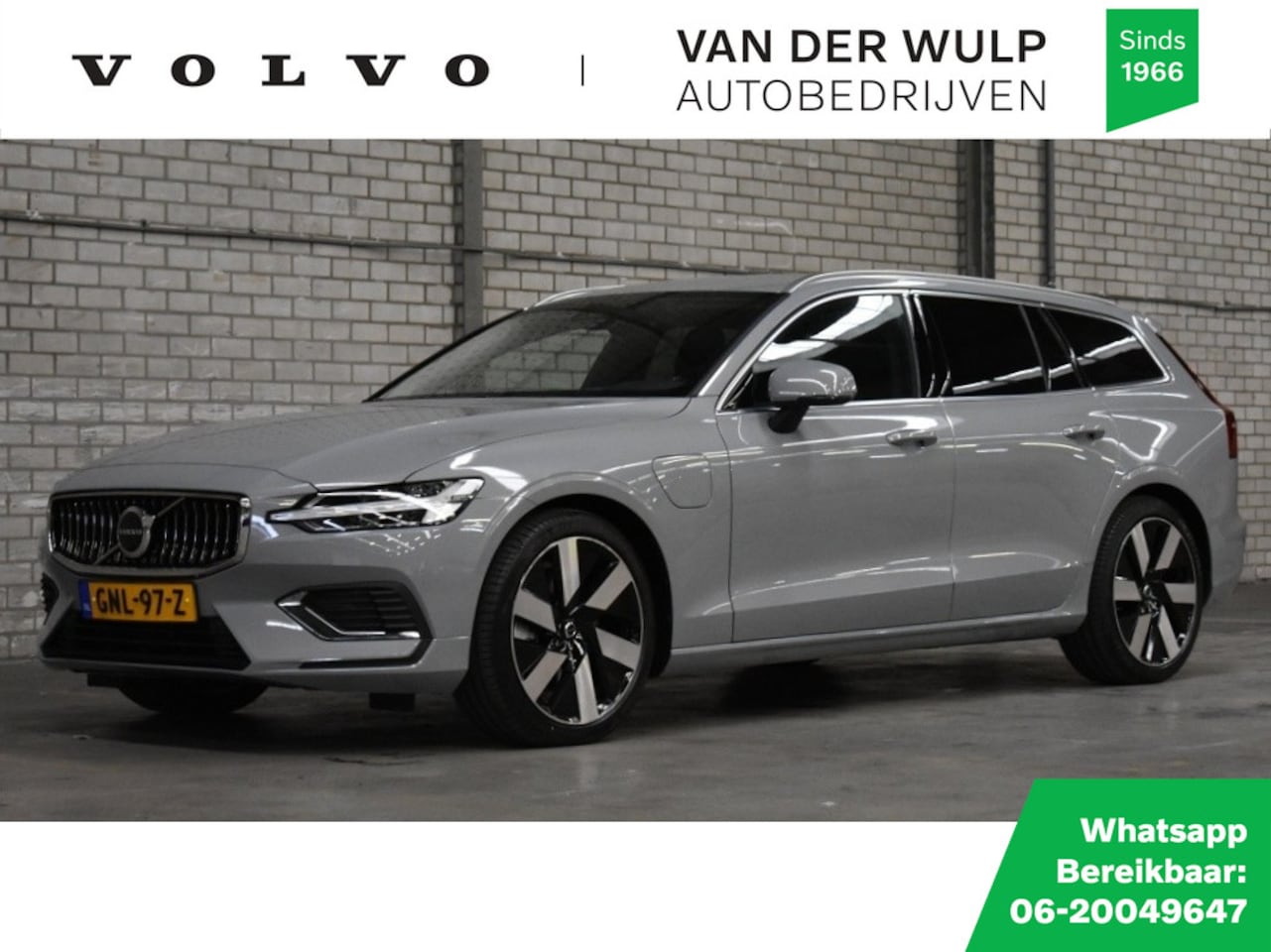 Volvo V60 - T6 350pk AWD Essential Bright | Leder | Driver | Climate 19'' - AutoWereld.nl