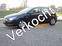 Hyundai i30 - 1.4i Active Cool - Airco