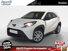 Toyota Aygo X - 1.0 VVT-i MT Play Aygo X 1.0 VVT-i MT play | Achteruitrijcamera met belijning | Apple Carp