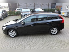 Volvo V60 - 1.5 T3 Polar Clima-Cruise-Navi-Xenon-Stoelverwarming 49.000 KM