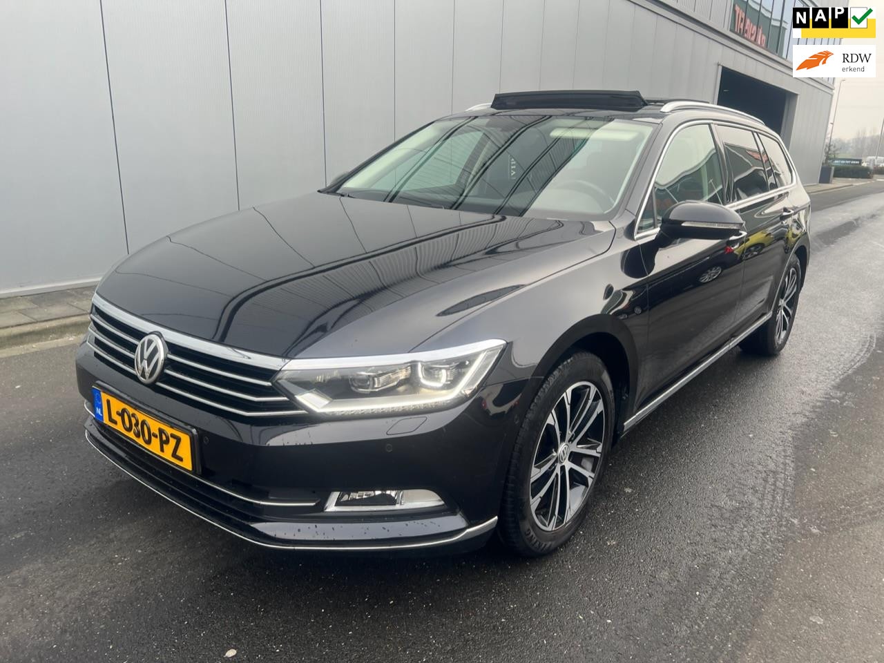 Volkswagen Passat Variant - 2.0 TDI Connected AUT.PANO.LEER.VIRTUAL! - AutoWereld.nl