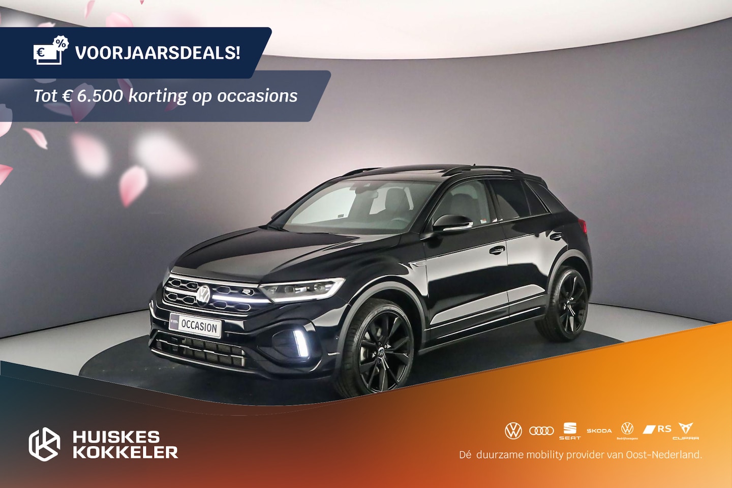 Volkswagen T-Roc - R-Line 1.5 TSI 150pk DSG Automaat Black Style, Panoramadak, Beats audio, Adaptive cruise c - AutoWereld.nl