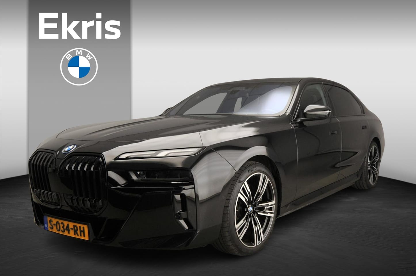 BMW i7 - xDrive60 | M-Sportpakket | LED | Leder | HUD | Schuifdak | Active steering | DAB | Alu 21 - AutoWereld.nl