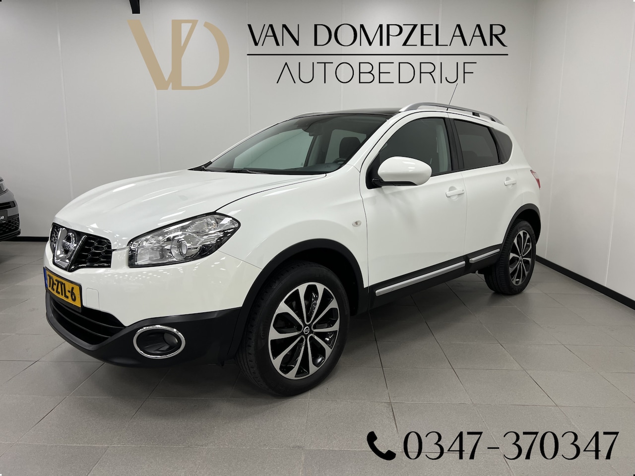 Nissan Qashqai - 1.6 Connect Edition / Panodak / Navigatie / - AutoWereld.nl