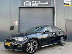 BMW 3-serie - 320i M-sport shadowline Executive Edition NAP CARPLAY PANO CRUISE CLIMA STOELVERWARMING AL