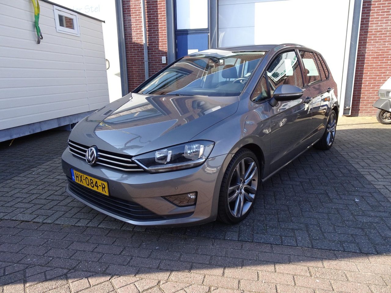 Volkswagen Golf Sportsvan - 1.0 TSI Trendline Navi|Airco|Carplay|PDC V+A - AutoWereld.nl