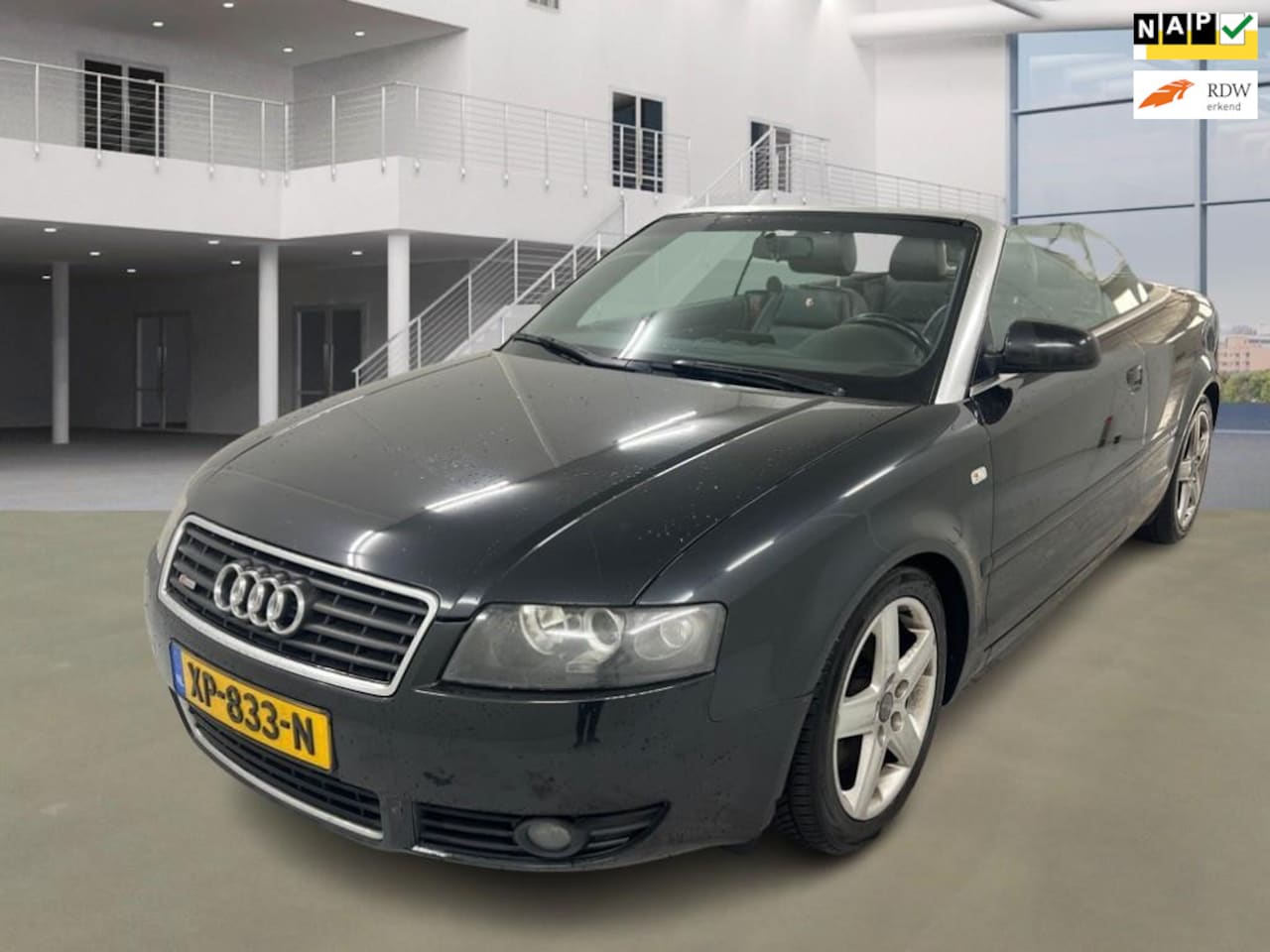 Audi A4 Cabriolet - 2.4 V6 Exclusive 2.4 V6 Exclusive - AutoWereld.nl