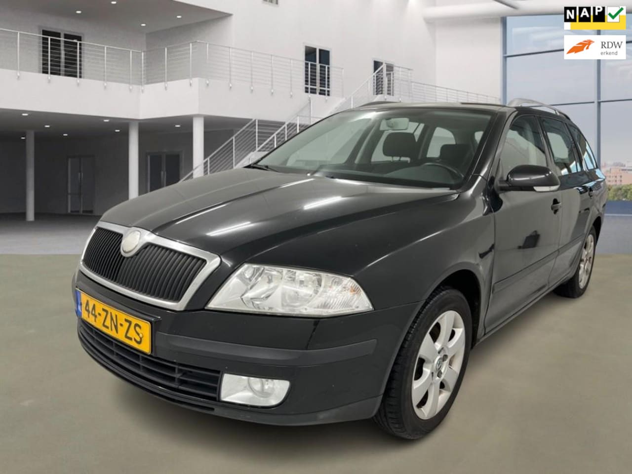 Skoda Octavia Combi - 1.8 TSI Ambiente Attractive Business 1.8 TSI Ambiente Attractive Business - AutoWereld.nl