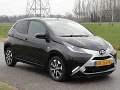 Toyota Aygo - 1.0 VVT-i x-play Met Airco I Camera I Elektr pakket