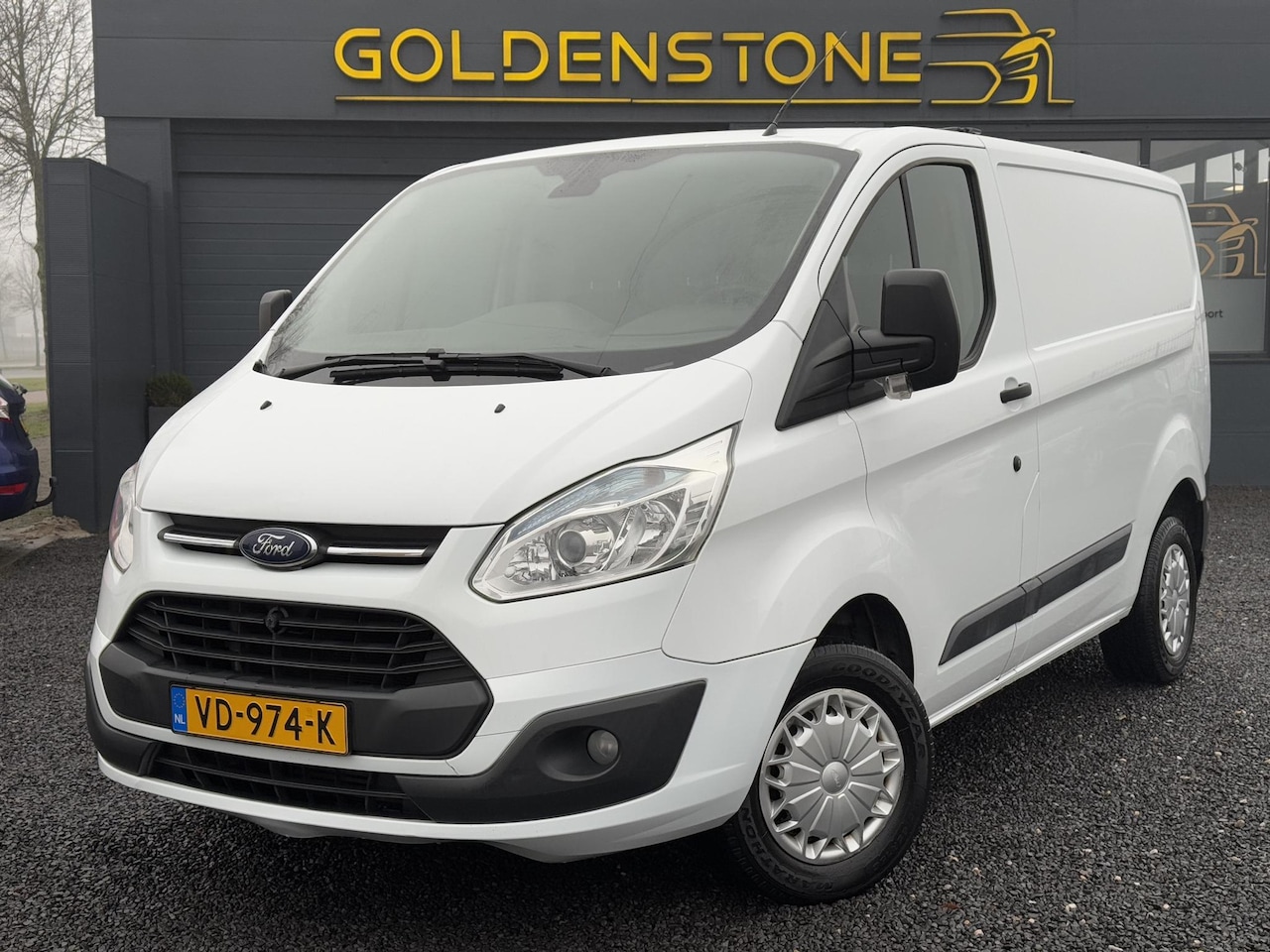 Ford Transit Custom - 270 2.2 TDCI L1H1 Trend 3 Zits,Airco,Trekhaak,2e Eigenaar,6 Bak,Dealer Onderhouden,Nieuwe - AutoWereld.nl