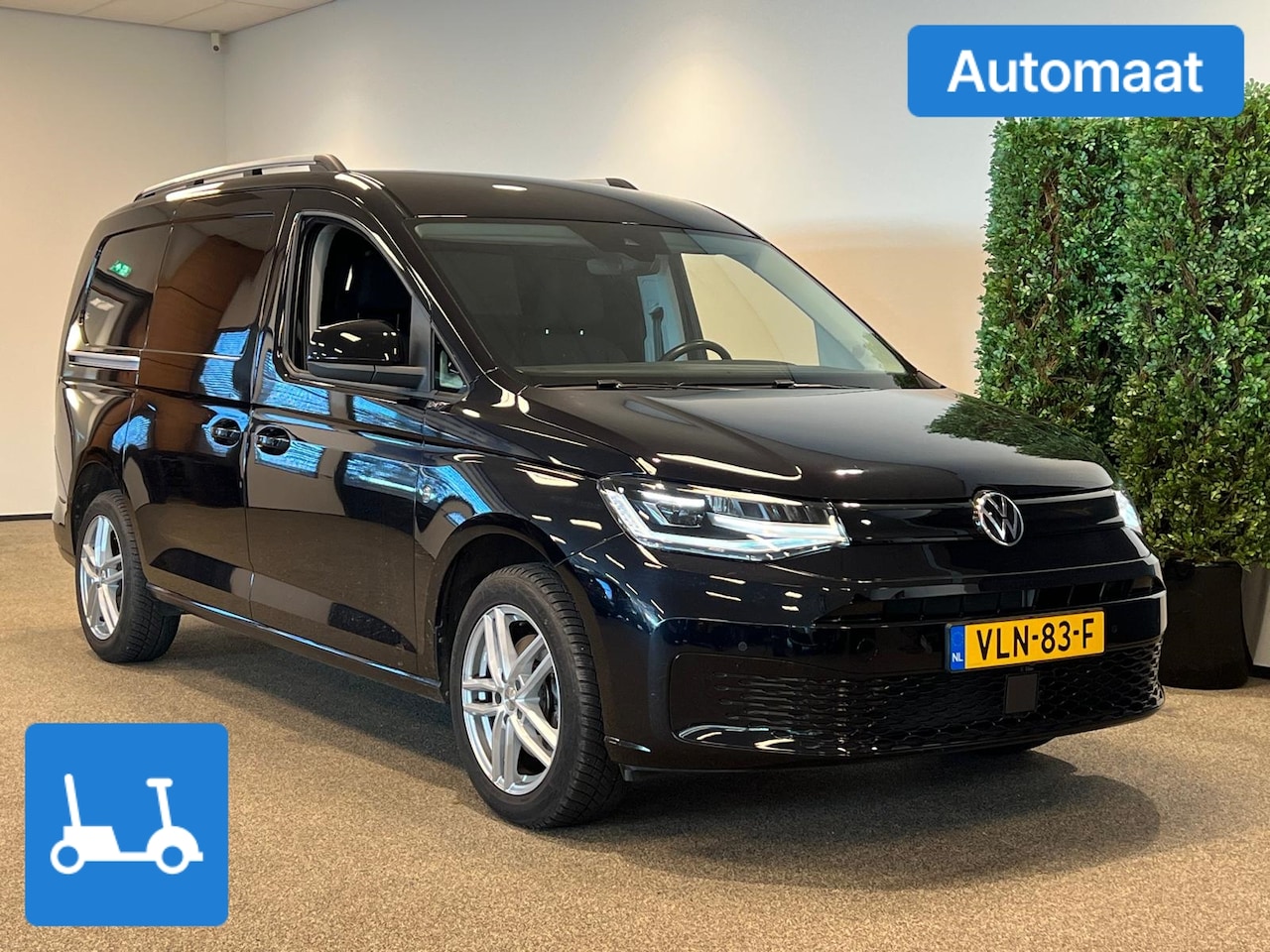 Volkswagen Caddy Maxi - L2 Automaat - Inrijdplaat / Kofferbaklift / Scootmobiel vervoer - AutoWereld.nl