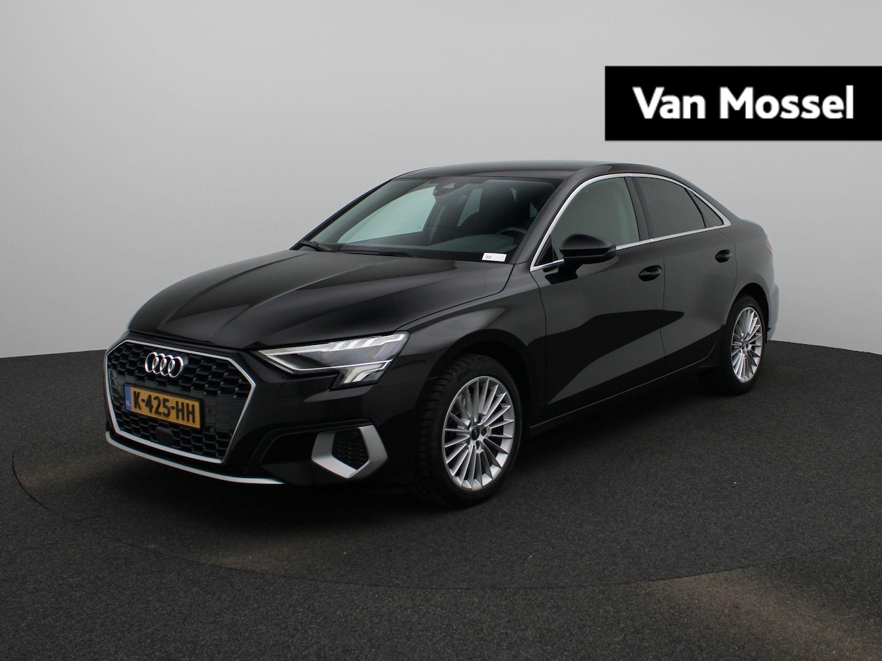 Audi A3 Limousine - 30 TFSI Business edition | Apple Carplay/Android Auto | Stoelverwarming | Automaat | - AutoWereld.nl