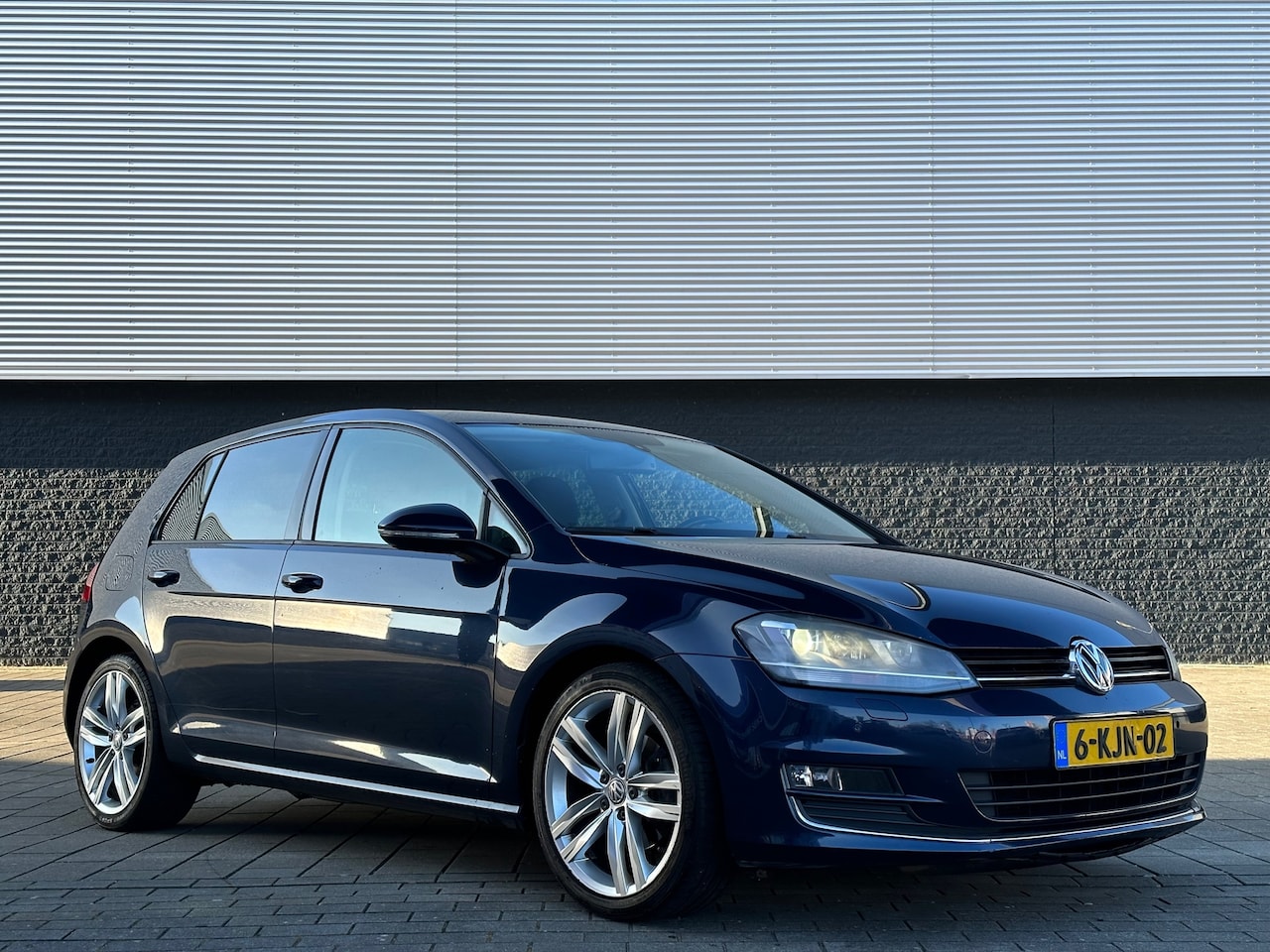 Volkswagen Golf - TSI HighLine/NAP/Led/Xenon/Key Less/LM - AutoWereld.nl