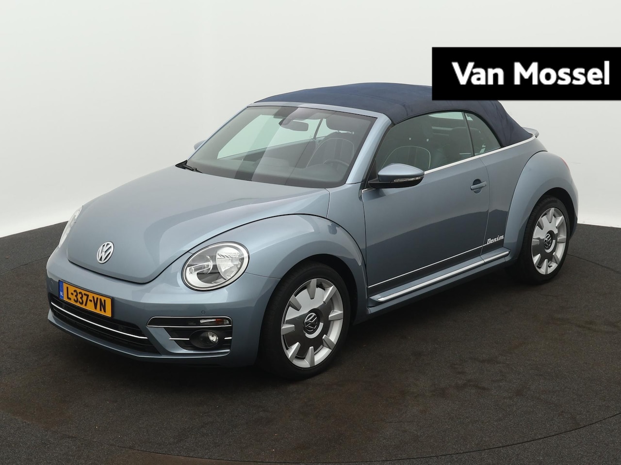 Volkswagen Beetle Cabriolet - 1.2 TSI Exclusive Series | Parkeersensoren Voor | Denim Style | Sport Dashboard | Stoelver - AutoWereld.nl