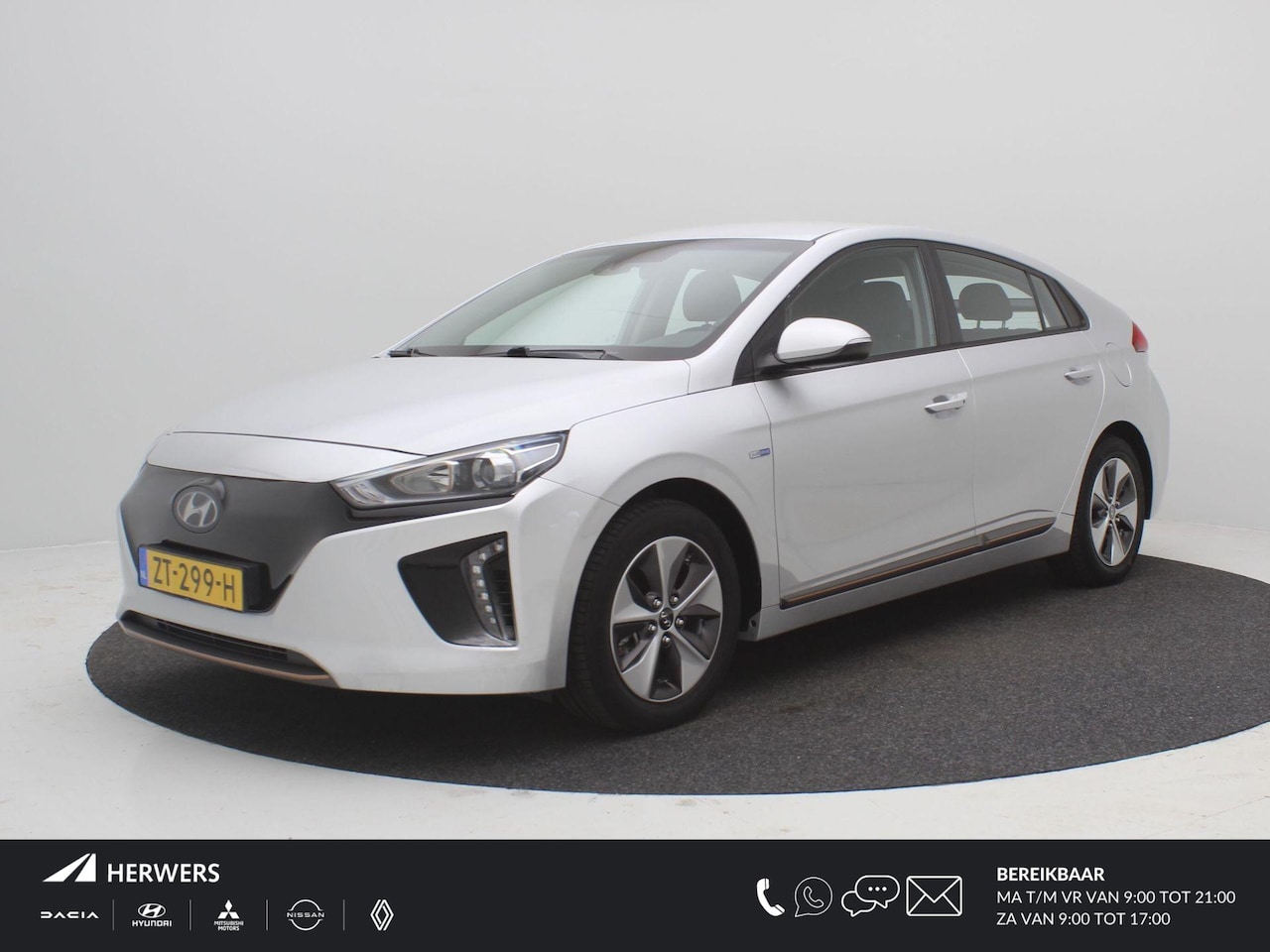 Hyundai IONIQ - Comfort EV / SoH 100% / Navigatie / Adaptieve Cruise Control / Apple CarPlay & Android Aut - AutoWereld.nl