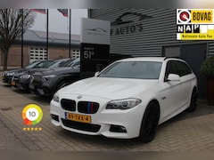 BMW 5-serie Touring - 528i High Exe Automaat NL Auto M-Sport Xenon Sportstoelen Navi ECC PDC Cruise Tel Bluetoot